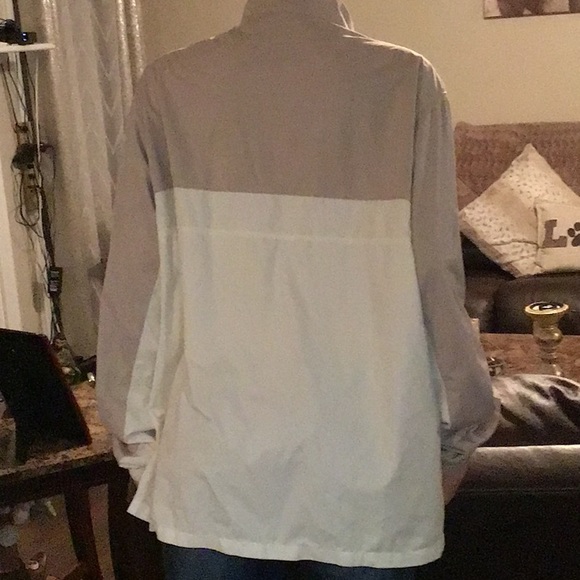 Nike - Picture 3 of 4